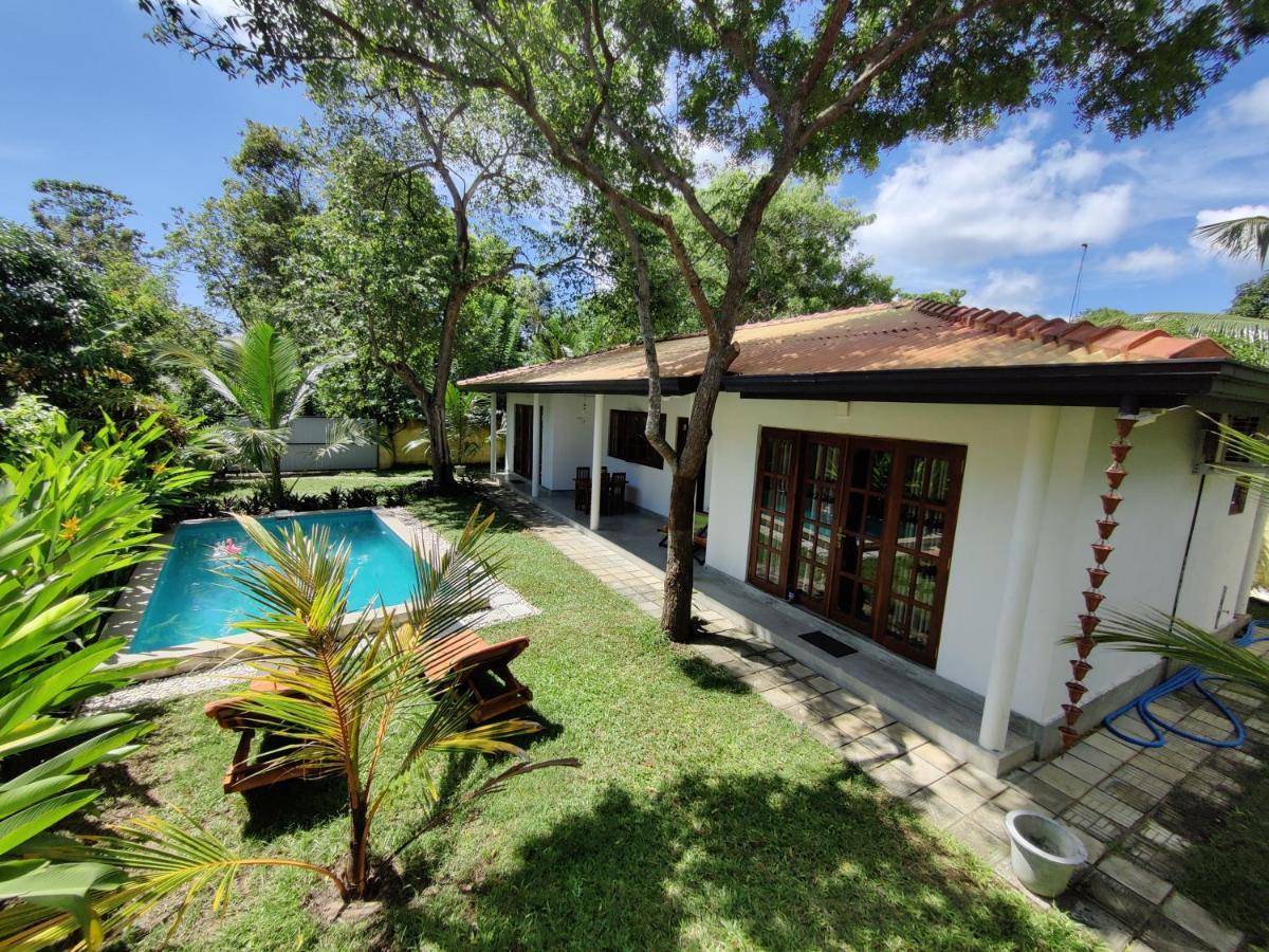 Family Home Tangalle Exterior photo